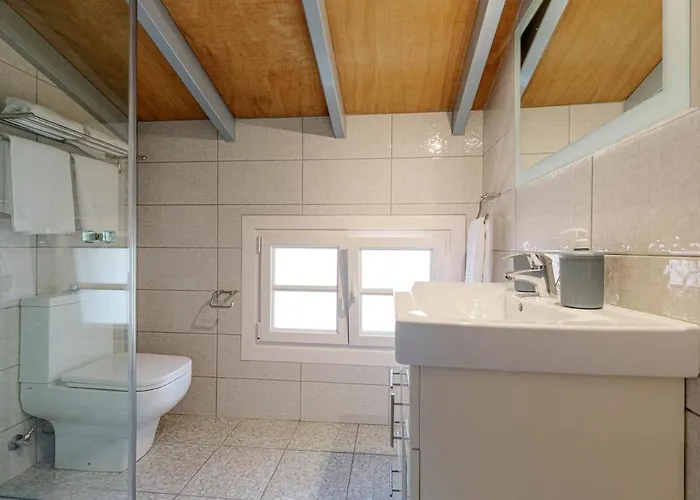 Sunny Skylight Loft! Corfu (city)